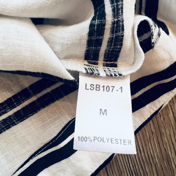 COPY b. york spaghetti strap top size medium - Picture 5 of 6